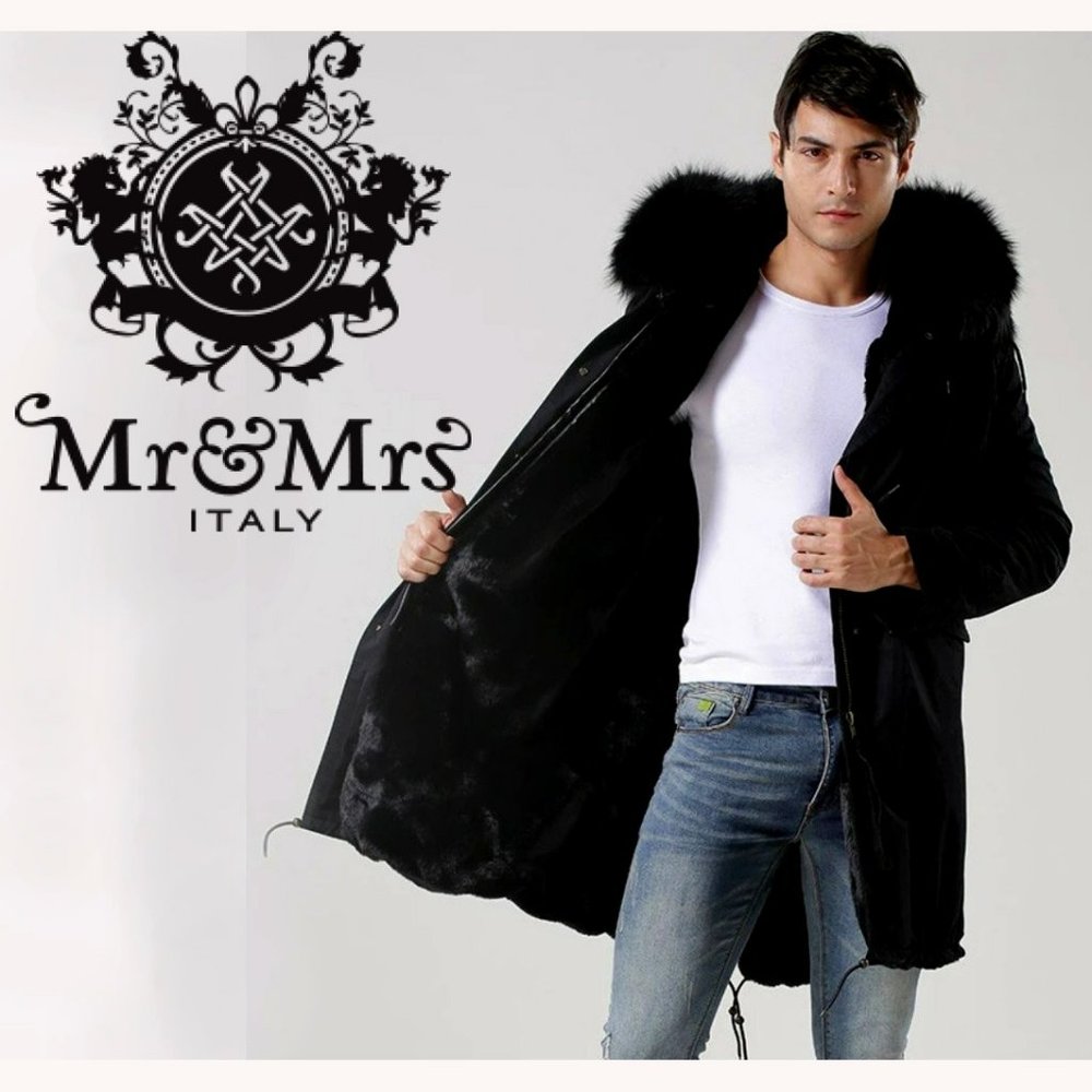 💥HOT ITEM💥Mr & Mrs Furs Italy Raccoon Fur Lined Parka in Black